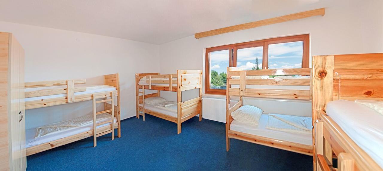 Gasthaus Pension Goldeck Spittal an der Drau Exterior foto